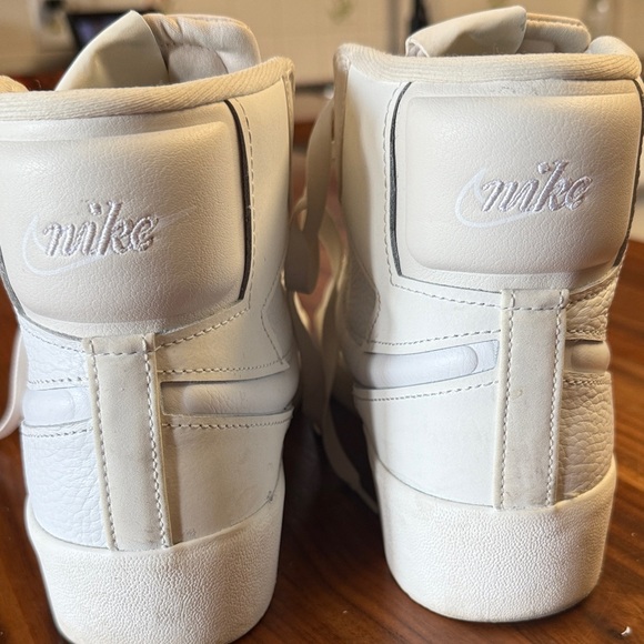 Nike White High-Top Sneakers Women’s 10/Mens 8 - Picture 6 of 12
